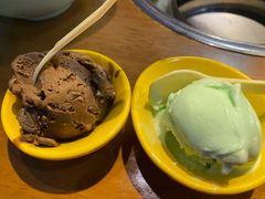 菠萝味冰淇淋-老炉家木炭烤肉(长江国际店)