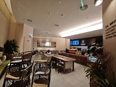 -Peet's 皮爷咖啡(海雅缤纷城店)