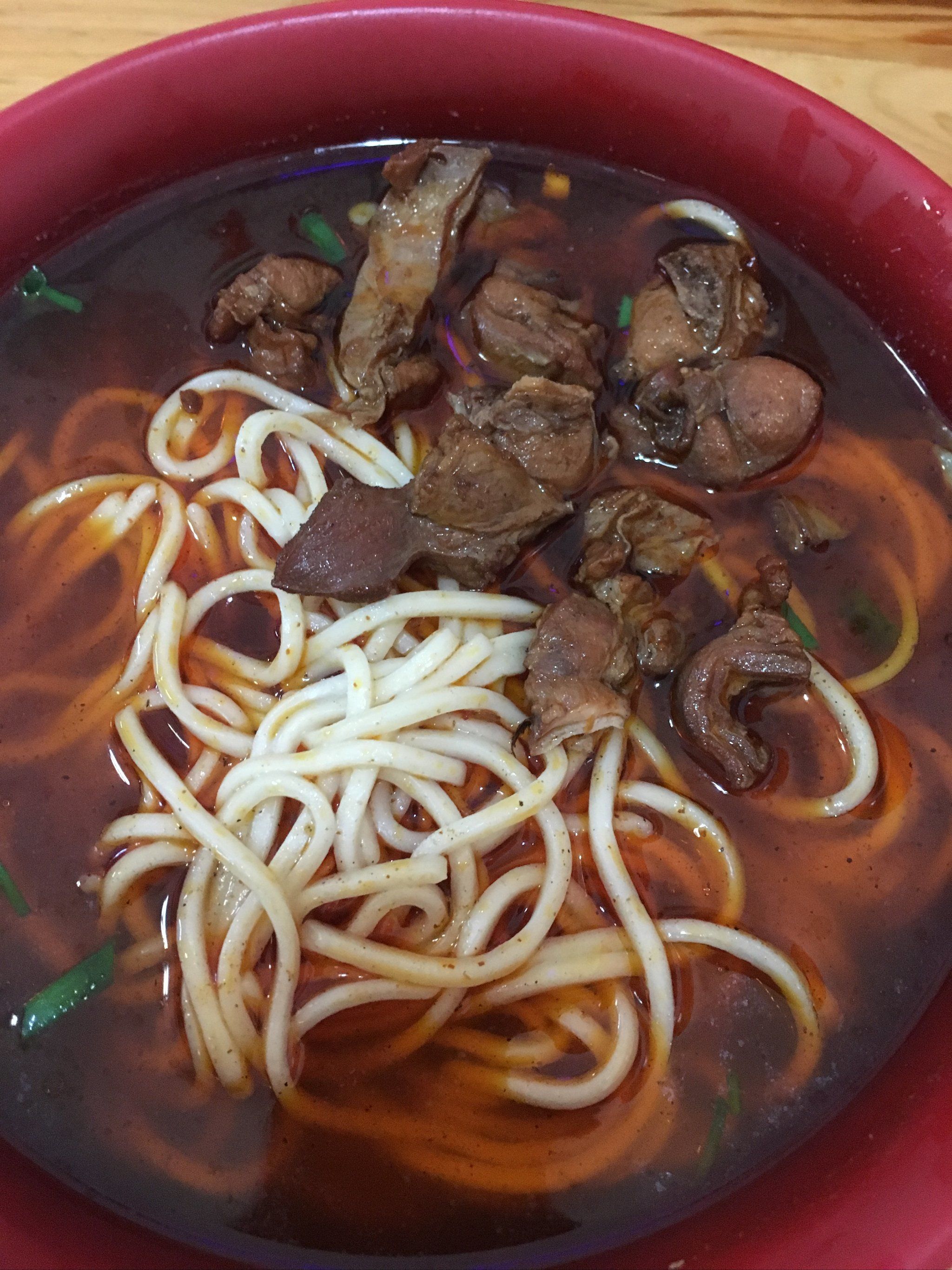 曾经住在肖家河,吃面只吃两家,一家是肖家河家常面,一家就是拜居奇味