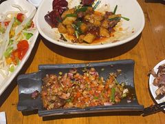 -隔壁老王·家常云南菜(花巷店)