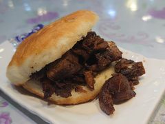 烧饼夹肘子-傅记酱肉