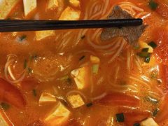 -粉小主·贵州酸汤牛肉粉(南京仙林金鹰店)