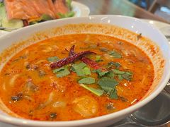 -Chom Cafe and Restaurant