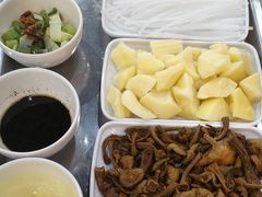 -70後铁锅炖(坡博总店)