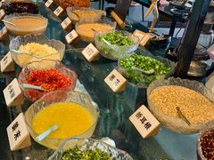 -小遇春麦·百香果鲜牛火锅·空中花园音乐餐厅(大学城店)