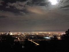 -鬼笑石后山停车场