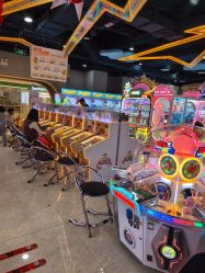 -多奇妙乐园·淘气堡·电玩·抓娃娃(海口吾悦店)