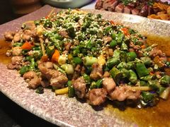 酒馆大盘兔-醉小酒馆·川菜·江湖菜·重庆菜(观音桥旗舰店)