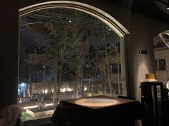 -穹六人间 people 6(岳阳路店)