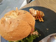 -HIGH FIVE哈福手工汉堡(桂林路店)