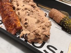 -HOT CRUSH趁热集合·现烤面包(环球港店)