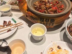 -绿草地·湘菜(7mall店)