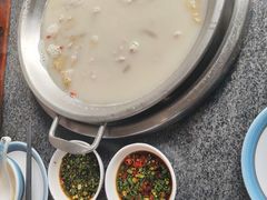 -老来福·非遗酸汤兔(凯旋路店)