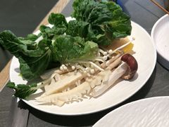 -牛YO寿喜烧·铁板烧和牛火锅自助(市府恒隆店)