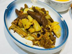 农家茄子酱拌小土豆-海知道大连海鲜水饺(南山大冲店)