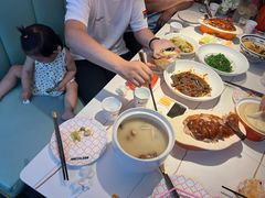 -阿瓦山寨·湘菜现炒·剁椒鱼头王(咸阳总店)