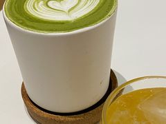 抹茶拿铁-双风车咖啡馆 Twin Windmills(六道口店)