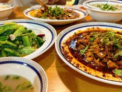 -杨三孃跷脚牛肉(美洲花园店)