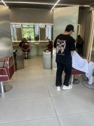 -侨治发型