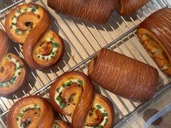 -VERIE BAKEHOUSE