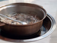 -喃喃椰·糟粕醋·椰子鸡火锅(七堡花园店)