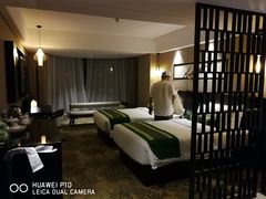 -深圳罗湖东门步行街亚朵X酒店
