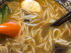 -邱芳粉店(迎宾大道旗舰店)