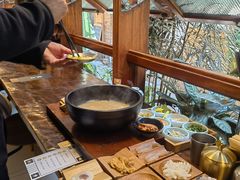 -银米·云南传统过桥米线(双廊黑金冠店)