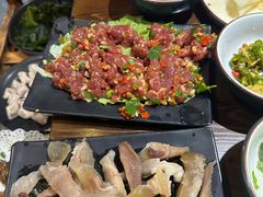 -乡土黄·鲜牛肉火锅·小龙虾(兴业街店)