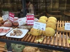 -焙丽拾光(麦凯乐直营店)