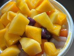 芒果芋圆牛奶绵绵冰-水牛奶皇后糖水铺(深圳总店)