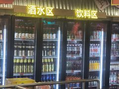 -四囍码头海鲜烧烤自助火锅(外滩南京东路悦荟广场店)