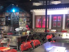 -马路牙子烧烤音乐酒馆(望京店)