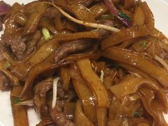 干炒牛河-稻香酒家·34年老字号·港式粤菜(汉街店)