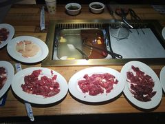 -蒙肥羊·酸汤潮牛·鲜牛肉火锅烤肉自助(岗顶店)