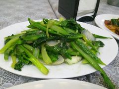 炒芥兰-YI PIN JU 一品居中餐厅 中国超市