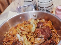-内蒙焖面大盆骨餐馆(山大路店)