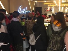 等位区-争鲜回转寿司(东方银座店)