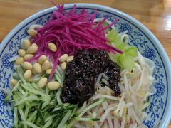 老北京炸酱面-门框胡同百年卤煮(鸟巢店)