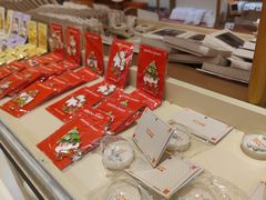 -沪上阿姨·臻选茶饮(上海环球港店)