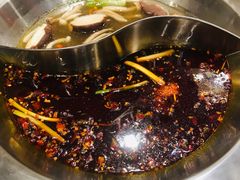 -强盅盅重庆市井火锅店(中央大街店)