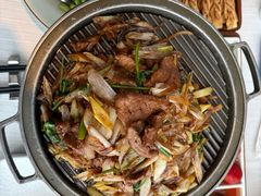 经典葱爆小羔羊肉-悦融·京鲁菜·露台花园(安定门店)