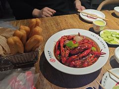 -叶派龙虾•招牌香辣蟹·海鲜(中海国际店)