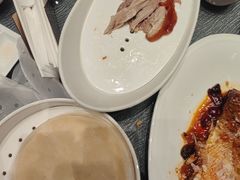 -凤凰园烤鸭店·唐山菜·传承花椒肉(老唐丰路店)