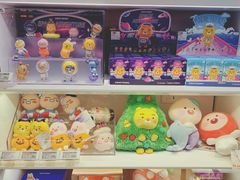 -泡泡玛特POPMART(国金街店)