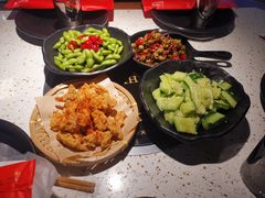 -沪小胖·小龙虾·蓝龙王(八佰伴店)