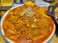 拉面炒年糕-韩香福脊骨汤锅(上杭路店)