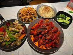 -巴厘龙虾·榜首油焖大虾(音乐学院·沿江酒馆店)