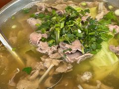 -谢老五跷脚牛肉·非遗传承店