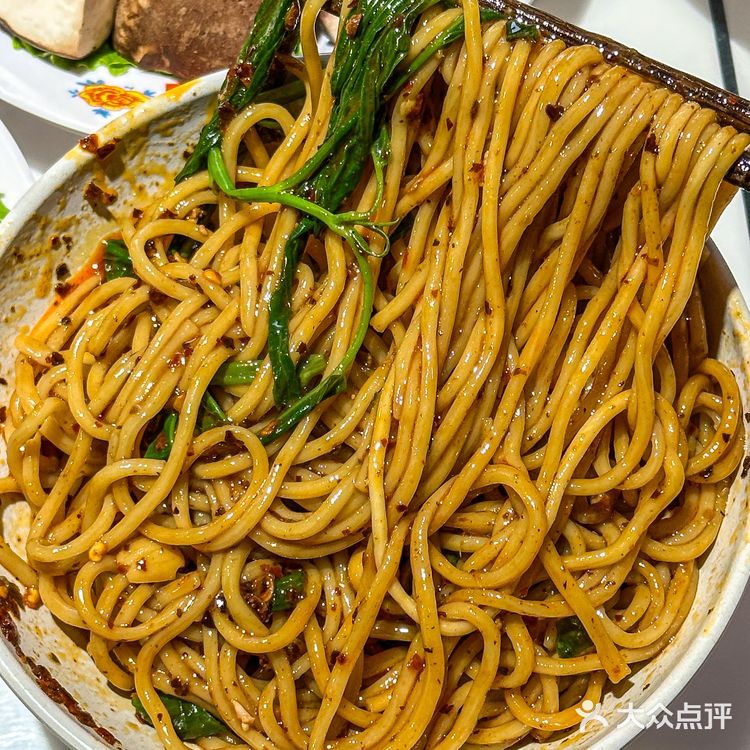 这个门头让我以为我来香港吃火锅了呢…